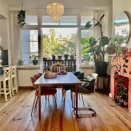 Ivy - Classical & Modern In Lovely Neighbourhood Near *