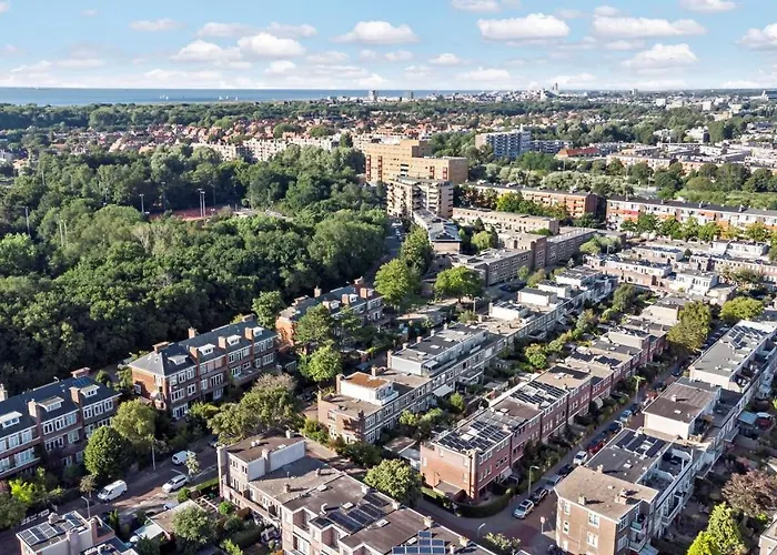 Ivy - Classical & Modern In Lovely Neighbourhood Near *